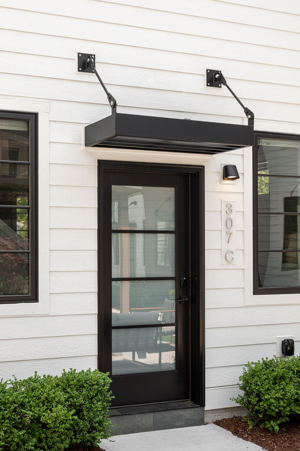 Hamilton Place Unit C — End Unit